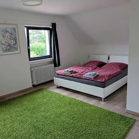 아파트 Moderne Und Helle In Ruhrnaehe 슈베르테