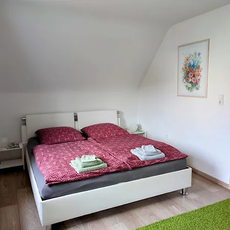 Moderne Und Helle In Ruhrnaehe 슈베르테